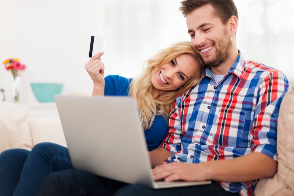 casal a pedir oney crédito pessoal online